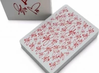 Карты &quot;Theory11 Love Me&quot;