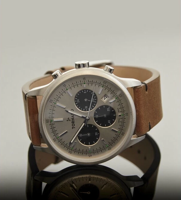 Наручные часы tornado t24108-slei