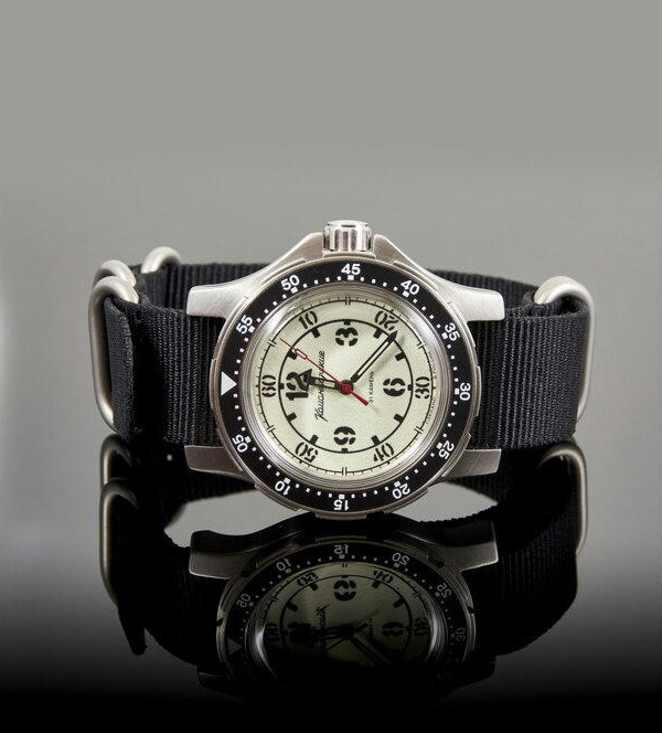 Наручные часы ВОСТОК 2415 (18088А) ремень