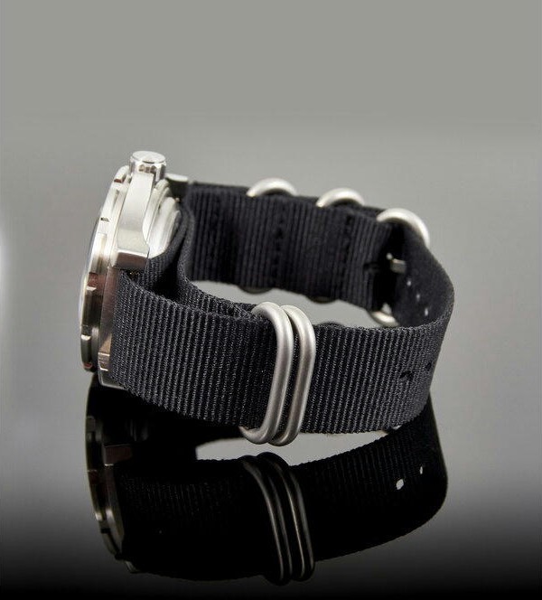 Наручные часы ВОСТОК 2415 (18088А) ремень