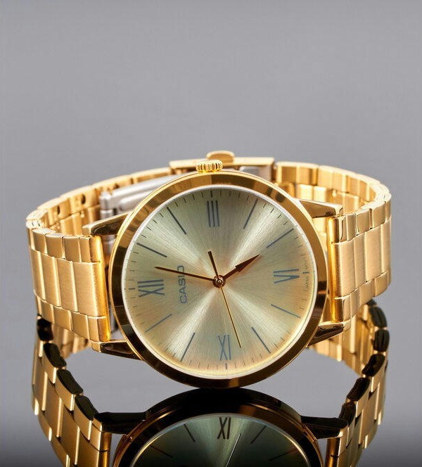 Наручные часы mtp-e600g-9b