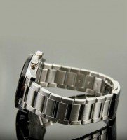 Наручные часы efr-573hg-1avudf