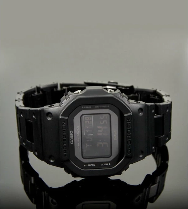 Наручные часы gw-b5600bc-1ber