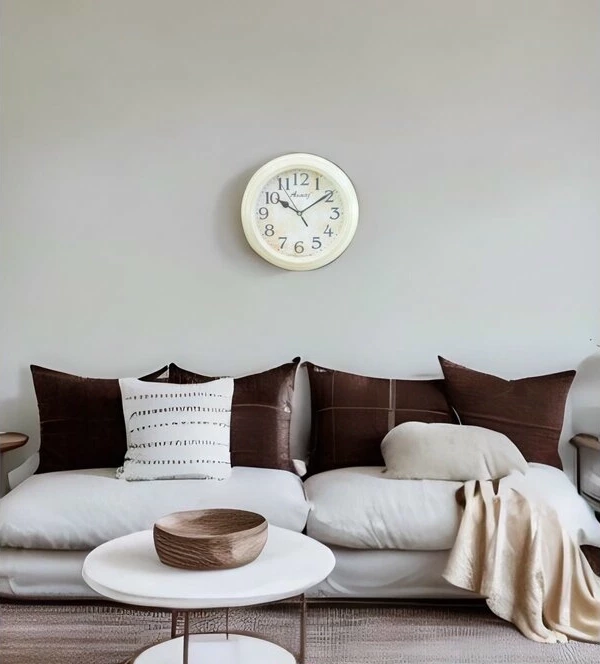 Настенные часы Алмаз С17