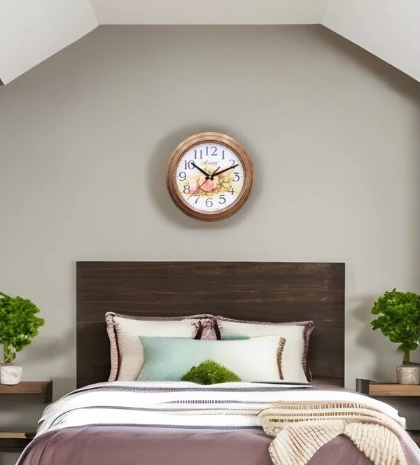 Настенные часы Алмаз С46